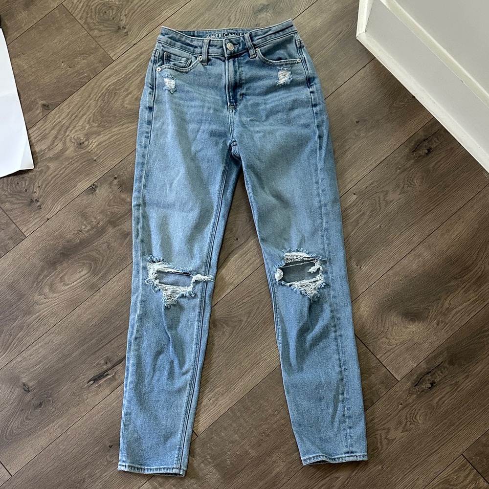 American Eagle Outfitters Light Blue Distressed Straight Leg Jeans